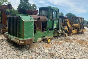 2013 John Deere 843k  Part and Part Machine